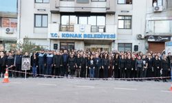 Konak’ta Atatürk sonsuz özlem ve saygıyla anıldı