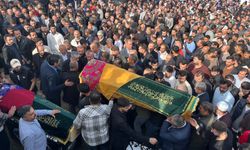 Kocaeli'ndeki kozmetik fabrikası yangınında hayatını kaybedenler toprağa verildi