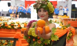 Seferihisar turuncuya bürünüyor: 25. Mandalina Şenliği için geri sayım başladı