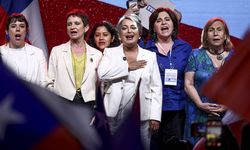 Şili'de halk sandık başında: Komünist aday ilk turu önde bitirdi