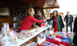 Karşıyaka ışıl ışıl olacak: Yeni Yıl Şenliği başlıyor