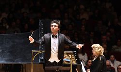 İzmir’de vefa gecesi: İsmet Paşa, Mozart’ın notalarıyla anıldı