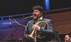 İzmir Oda Orkestrası Latin müzikleriyle dans ettirdi