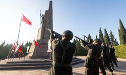 Menemen’de devrim şehitlerine tarihi vefa: Kubilay ve arkadaşları 95’inci yılında anıldı