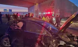 Feci kaza! Vinç 6 araca çarptı... Çok sayıda yaralı var