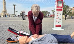 İzmir’de 20 noktaya hayat kurtaran şok cihazları yerleştirildi