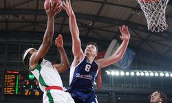 İzmir'de nefes kesen düello: Karşıyaka evinde Bahçeşehir engeline takıldı