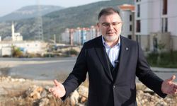 İzmir’de saha polemiği kızıştı: Bilal Saygılı’dan mevkidaşına Selçuk üzerinden gönderme