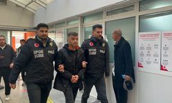 Antrenör, kadın hakeme saldırıp tokat attı