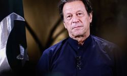 Eski Pakistan Başbakanı Han ile eşine 17'şer yıl hapis cezası