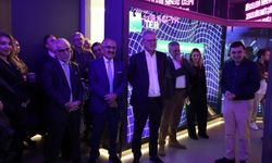 Her şey çocuklar için: Dijital geleceğe uzanan dayanışma