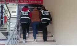 İzmir’de 28 yıl hapisle aranan kadın kıskıvrak yakalandı