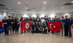 Bornova'nın genç dansçıları dünya sahnesine çıkıyor