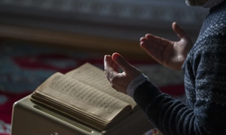 Regaib Kandili nasıl ibadet edilmeli? Regaib Kandili’nde kılınacak namazlar ve okunacak dualar