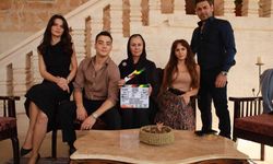 Uzak Şehir dizisi oyuncuları Mardin’de mahsur kaldı: Kar engeli dönüş planlarını bozdu