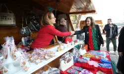 Karşıyaka’da yeni yıl coşkusu tüm kente yayılıyor