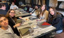 İzmirli liselilerden Ege’nin gizli hazinesine yolculuk: “Bilinmeyen Miras” Atina yolcusu