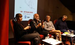 Mizah nefes aldırır: 9. İzmir Mizah Festivali üçüncü gününde Efes Selçuk’u kahkaha durağına çevirdi