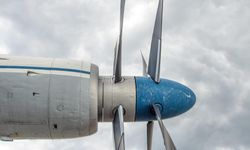 Askeri nakliye uçağı düştü!