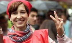 Yargıtay, Nuriye Gülmen'in hapis cezası kararını bozdu