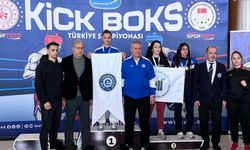 Burdur’da Ege rüzgarı esti: Elif Ceren Şanlı ringde altın madalyaya uzandı