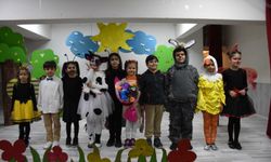 Minik kalplerden dev sahne performansı: Değerler eğitimi tiyatroyla hayat buldu