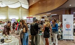 Aşıklar için İzmir'de alışveriş etkinliği