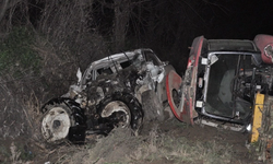 Ödemiş’te feci kaza: Traktör ile pikap kafa kafaya çarpıştı