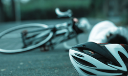 Uçurumda ağır yaralı olarak bulundu