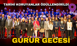 İzmir’de tarihe koruyanlar ödüllendirildi