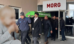 Feci ölüm! Kafası bazaya sıkışan minik Amine hayatını kaybetti!