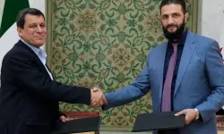 Suriye'de YPG pes etti, anlaşmayı imzaladı