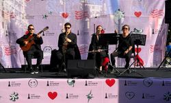 Aşkın ritmi Alsancak’ta yükseldi