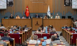 AK Parti’den belediyelere uyarı: Soruşturmaların İzmir ile iltisaklı hale gelmesi an meselesi