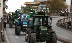 Öfkeli çiftçilerden traktörlü protesto