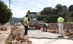 Çeşme’de yol yenileme seferberliği: 2026’nın ilk iki ayında 32 bin metrekareyi aşan çalışma