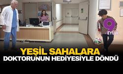 Kalp ameliyatı geçiren minik futbolcu Bilal yeşil sahalara doktorunun hediyesiyle döndü