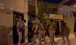 İzmir'de FETÖ operasyonu: 12 gözaltı