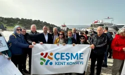 Tarihi koya hançer: Urla'da karaya oturtulan hurda gemiye karşı eylemler büyüyor