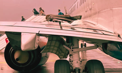 Faciadan dönüldü! Kalkış hazırlığı yapan uçağın tekerlekleri çıktı