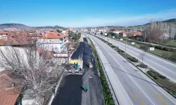 Manisa’da 8 bin tonluk asfalt hamlesi