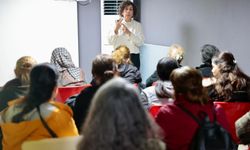 Medeni Kanun’un 100. yılı Konak’ta kadın hakları perspektifiyle ele alındı