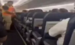 Faciadan dönüldü! Kalkış hazırlığı yapan uçağın tekerlekleri çıktı