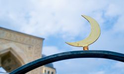 6 Mart İzmir İftar, Sahur ve Teravih Saatleri 2026