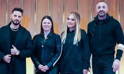 Demet Akalın ve Gökhan Özen’den sürpriz düet