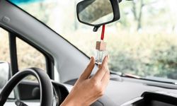 Dikiz Aynasına Koku Asanlara 2.719 TL Ceza Geldi