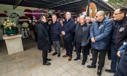 İzmir iş dünyasının acı günü: Nasip Elmasoğlu son yolculuğuna uğurlandı