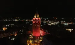 Galata Kulesi’nde facia: Genç kadın öldü