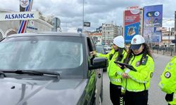 İzmir’de ekipler bayram için sahada