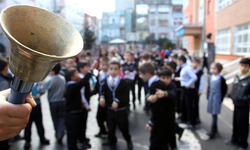 Tatil bitti, zil yeniden çalıyor: 18 milyon öğrenci yarın okula dönüyor